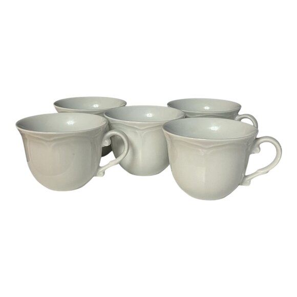 Set of 5 Williams Sonoma Baroque White Porcelain Cups – Made in Japan – Classic - Picture 1 of 5